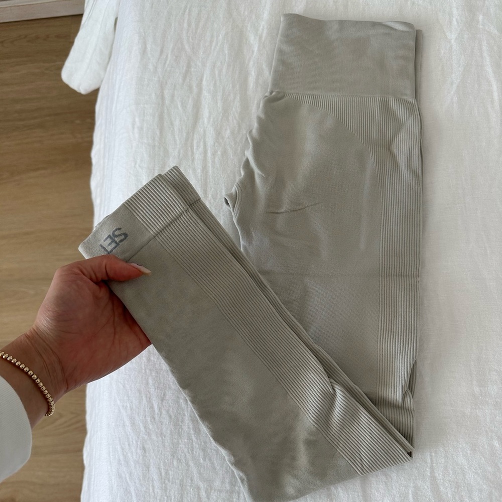 Set active oat milk beige Sculptflex leggings